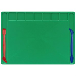 Доска для лепки А4, 280х200 мм, BRAUBERG KIDS, зеленая, 7 отделений для пластилина, 2 стека, 274258 - фото 9089675