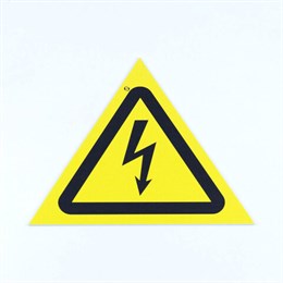 Знак безопасности "Опасность поражения электрическим током", 200*200*2 мм, пластик, W08