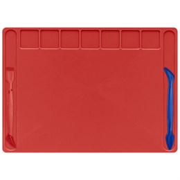 Доска для лепки А4, 280х200 мм, BRAUBERG KIDS, красная, 7 отделений для пластилина, 2 стека, 274257